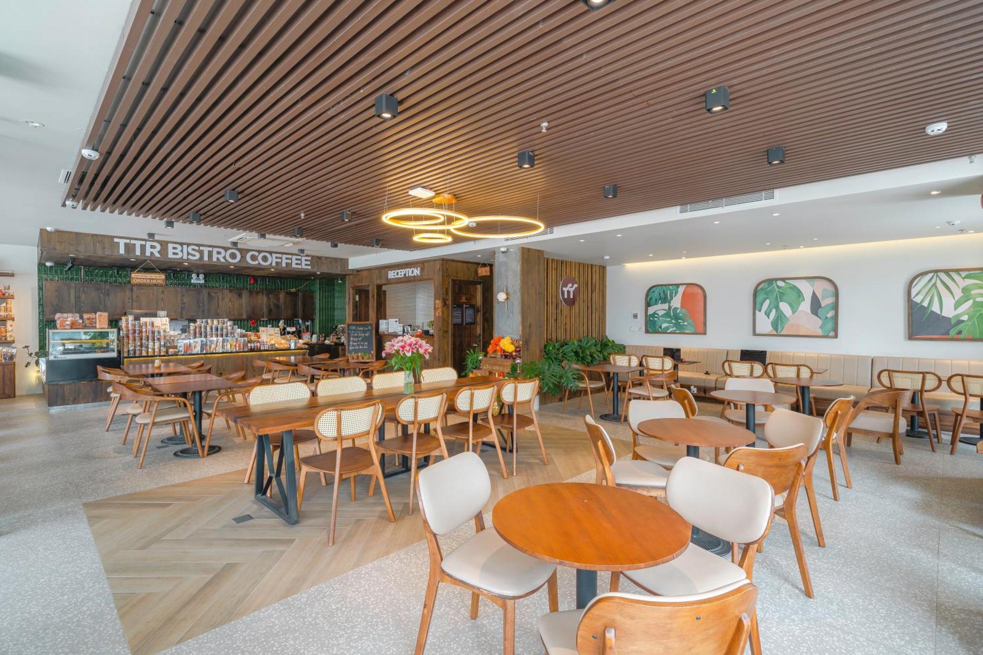 Ttr Central Apart Hotel Da Lat Eksteriør billede