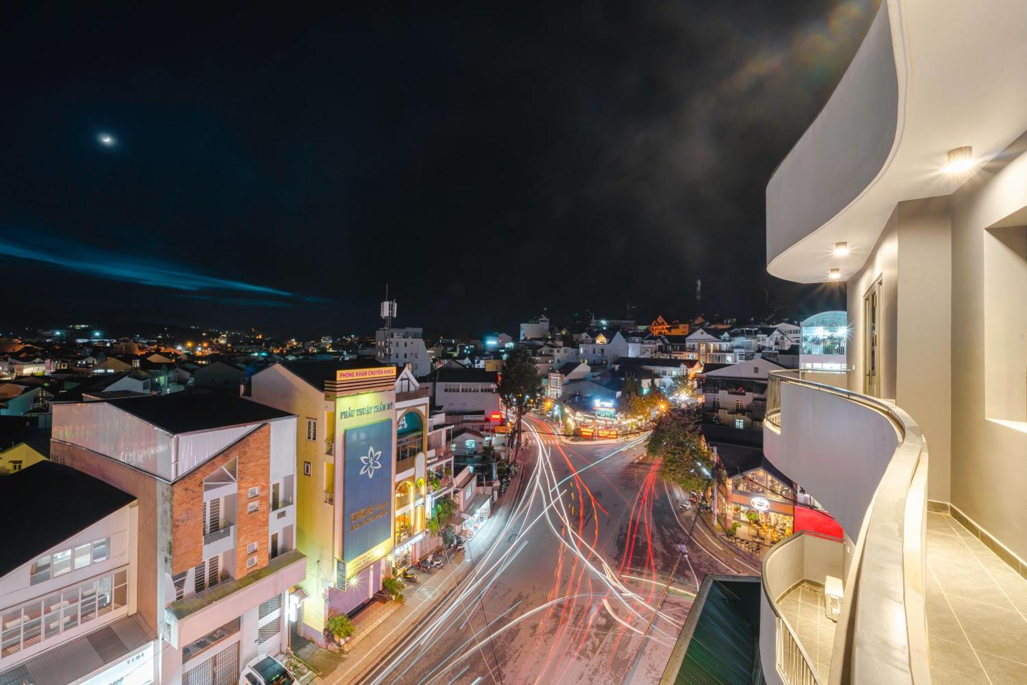 Ttr Central Apart Hotel Da Lat Eksteriør billede